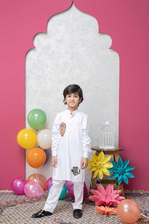 GANPATI BABA WHITE KURTA SET