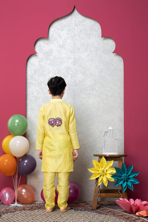 ALWAYS HUNGRY KURTA SET