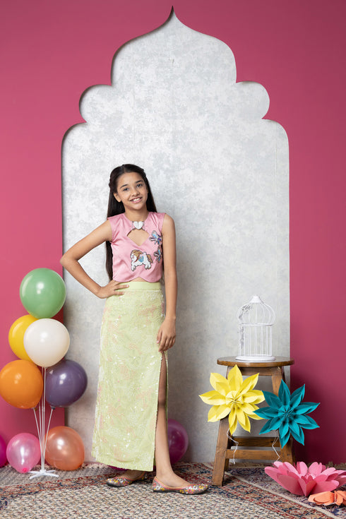 HORSE/BUTTERFLY TOP WITH BOTTLE GREEN SKIRT