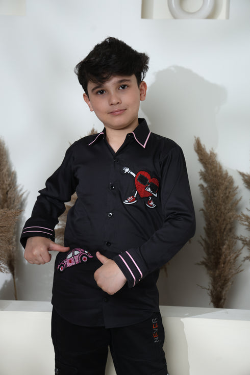 SWAG HEART WITH PINK CAR BLACK SHIRT